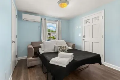 Bonus room with sleeper sofa (the second sleeper sofa is located in the living room)