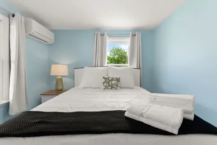 Bedroom with queen bed