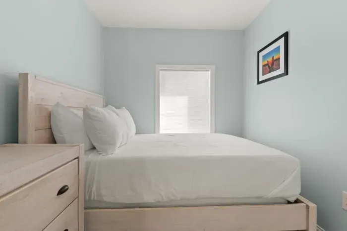 Bedroom #3 - Queen Bed