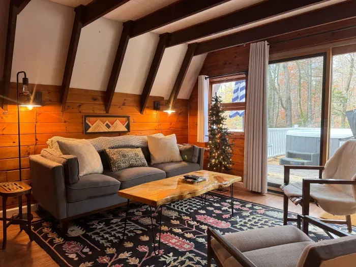 The Christmas tree is up from November to the end of December!