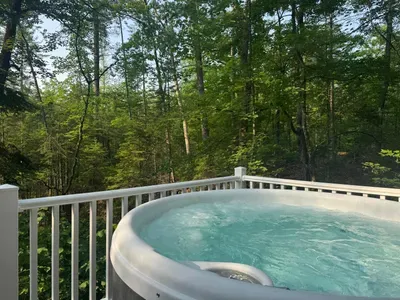 The hot tub at dawn 😍