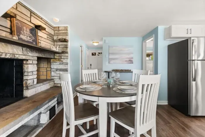 Fully-equipped open kitchen/living room