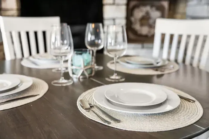 Fully-equipped open kitchen/living room