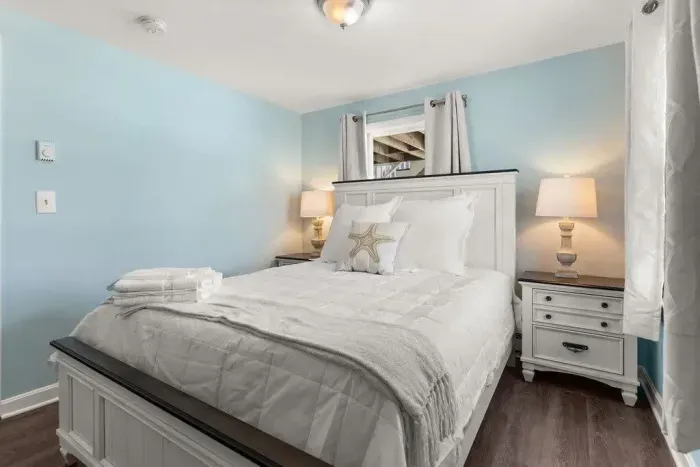 Bedroom with queen-sized bed