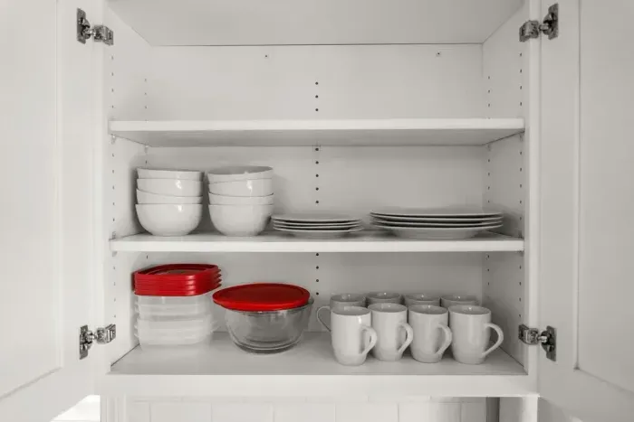Fully-equipped open kitchen/living room