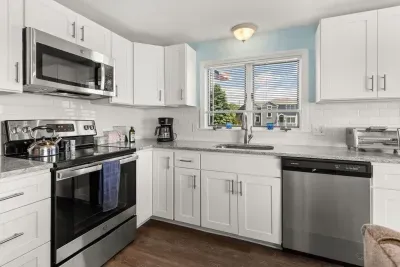 Fully-equipped open kitchen/living room