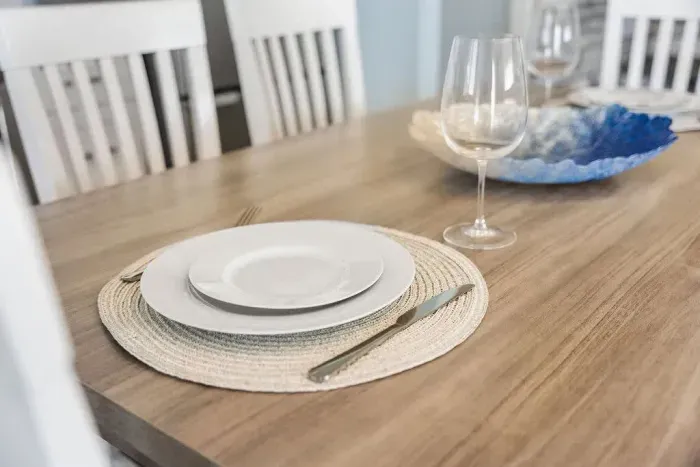 Fully-equipped open kitchen/living room