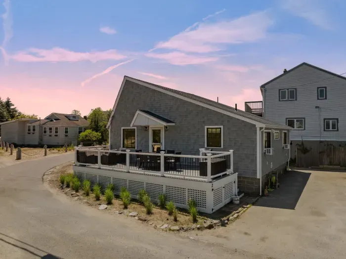 Welcome to the Beach Plum Cottage!