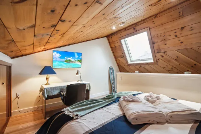 Loft with queen bed