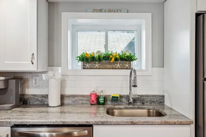 Fully equipped kitchen with updated appliances