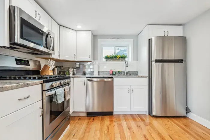 Fully equipped kitchen with updated appliances