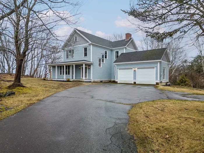 Welcome to Thistleberry Retreat! Please no parking in the garage, however there is plenty of driveway parking and you are welcome to store items like bikes and beach items in the garage!