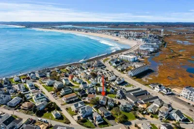 Aerial view of our home on "Boar's Head" in Hampton Beach. Just a half block to the private beach to the north, and 1 mile to the Hampton Beach Boardwalk to the south.