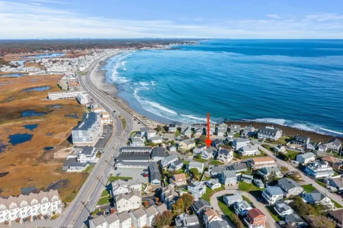 Aerial view of our home on "Boar's Head" in Hampton Beach. Just a half block to the private beach to the north, and 1 mile to the Hampton Beach Boardwalk to the south.