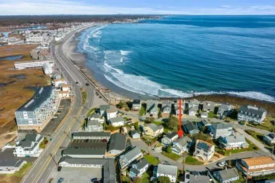 Aerial view of our home on "Boar's Head" in Hampton Beach. Just a half block to the private beach to the north, and 1 mile to the Hampton Beach Boardwalk to the south.