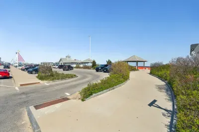 Paid parking spots nearby. See the parking instructions for the free on site spot!