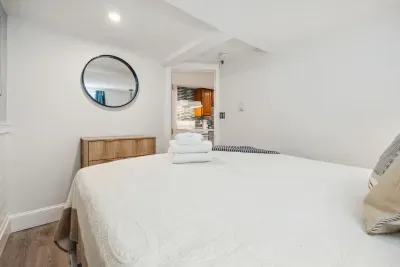 Clean linens provided