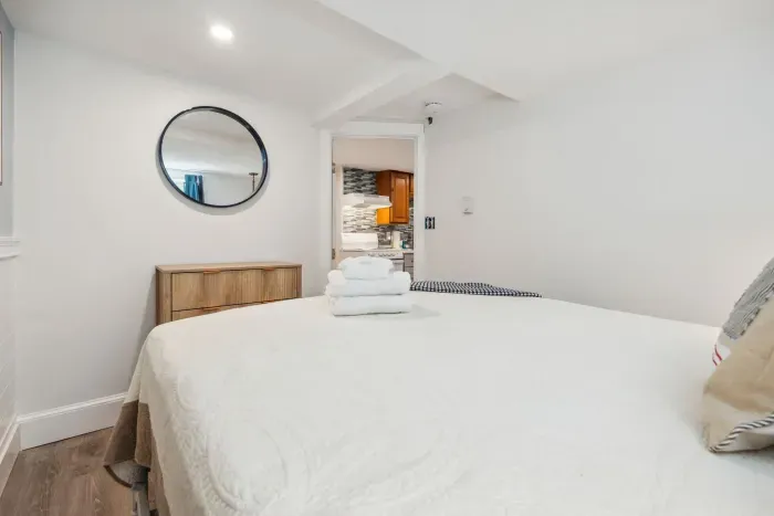 Clean linens provided