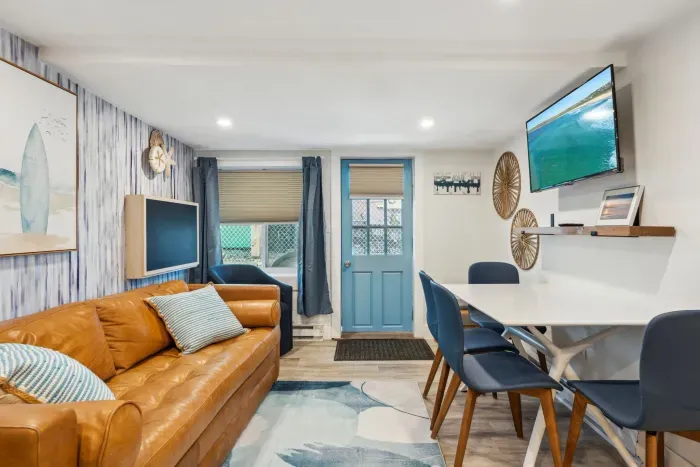 Fully redesigned with queen sleeper sofa!