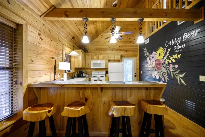 bar top perfect to eat and hangout