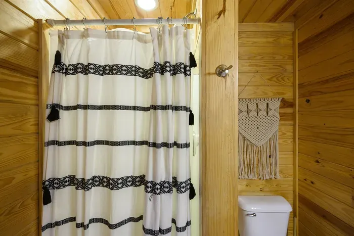 Master shower with shampoo, conditioner and body wash
