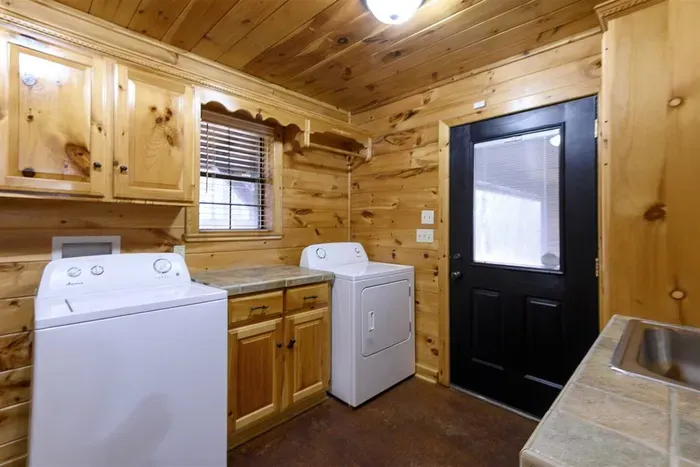 Laundry Room with extra laundry sink