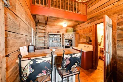 The Bunkhouse Suite - image 18 of 30