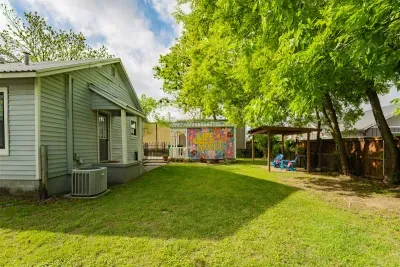 Harvest Moon Cottage - image 49 of 51