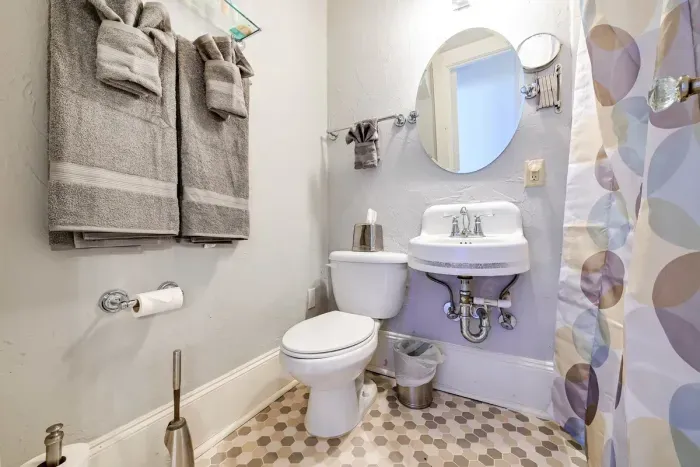 The Dean Martin Suite - image 22 of 28