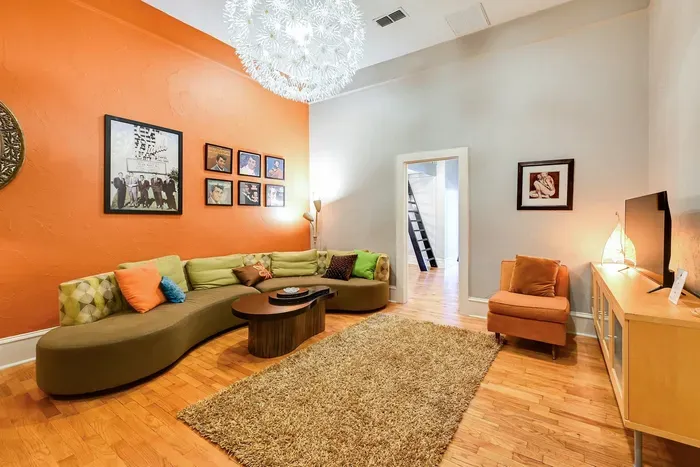 The Dean Martin Suite - image 7 of 28