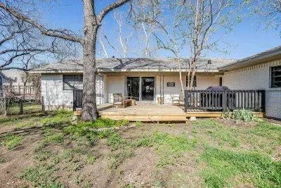 Pecan Street - image 24 of 27
