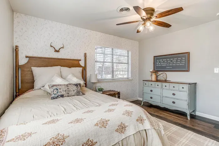 Pecan Street - image 11 of 27