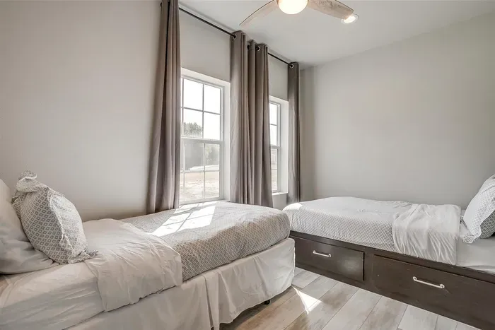Bedroom #3 (one twin and one full)