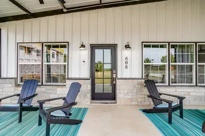 Bolden Boat Barn - image 43 of 48