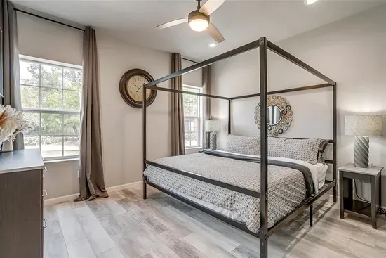 Master Bedroom (king)