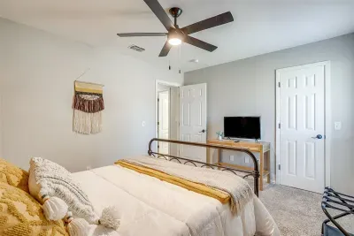 The Clover House - image 31 of 61