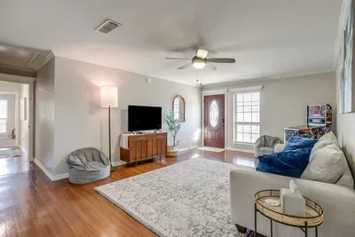 The Clover House - image 33 of 61