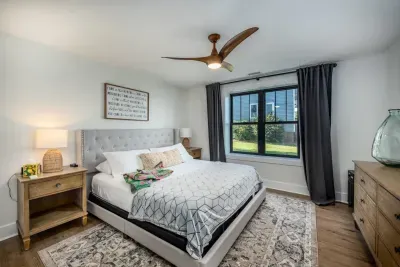 8182 Mountain Shore Dr-93