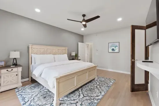 With a king bed, spacious walk-in closet, and a luxurious bathroom with a jacuzzi, this suite is your ultimate retreat for pure relaxation and comfort.
