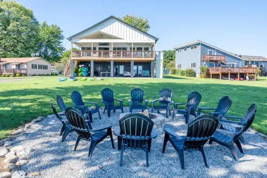 Everyone in your group gets a seat around our huge fire pit, perfect for long talks under the stars