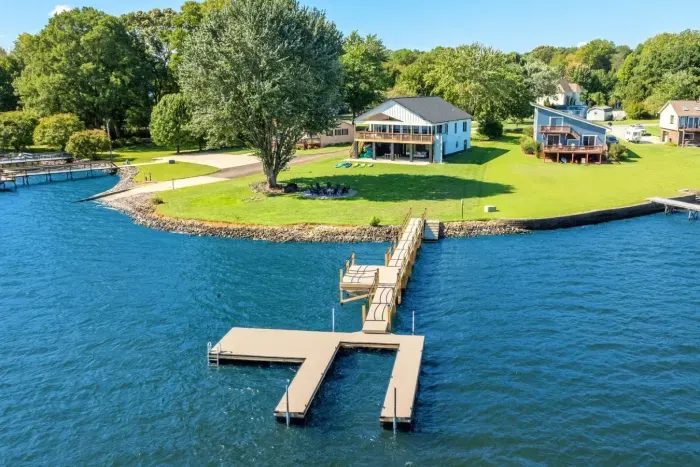 ChatGPT Image Sep 16, 2025, 01_14_35 PM.png