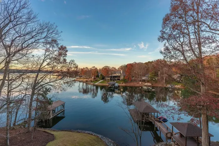 Outdoor - Dock 3.png