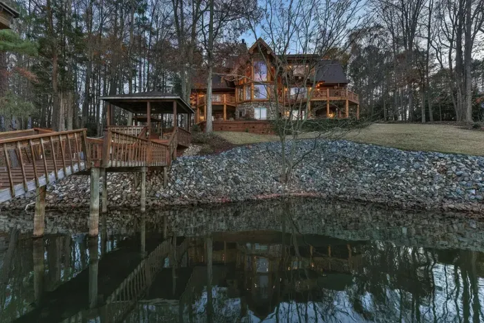 Outdoor - Back View.png