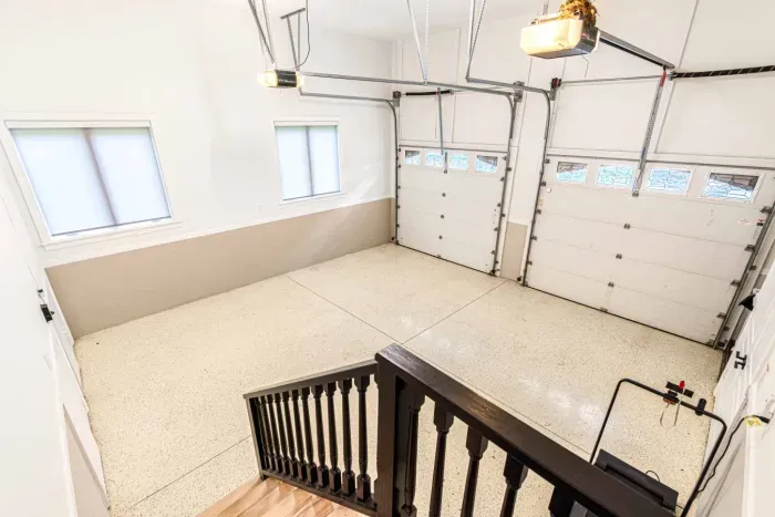 Garage (2).jpg