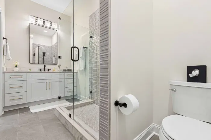 Bedroom & Bathroom 2 (1.5).jpg