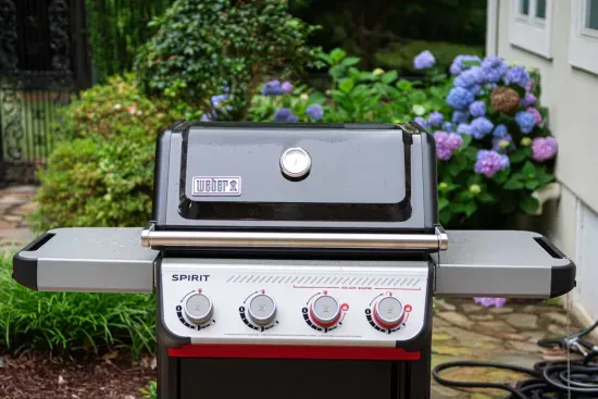 Fire up the BBQ and grill up some steaks or burgers at any time.