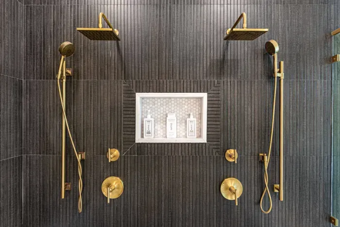 Master Bed & Bath (10).jpg