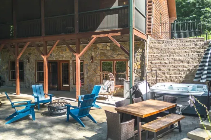 Enjoy grilling your favorite foods and dine outdoors in nature.  Relax under the stars with our firepit and even take a nap on the hammock.  It's all here!