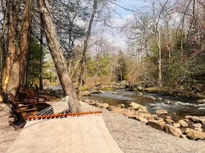Why Families Love Creekside Cabins in the Poconos (Creekside Beach, Fairy Villages & More) featured image