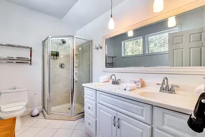 🛁 Spacious second-floor master ensuite bathroom designed for comfort, convenience, and a spa-like experience.